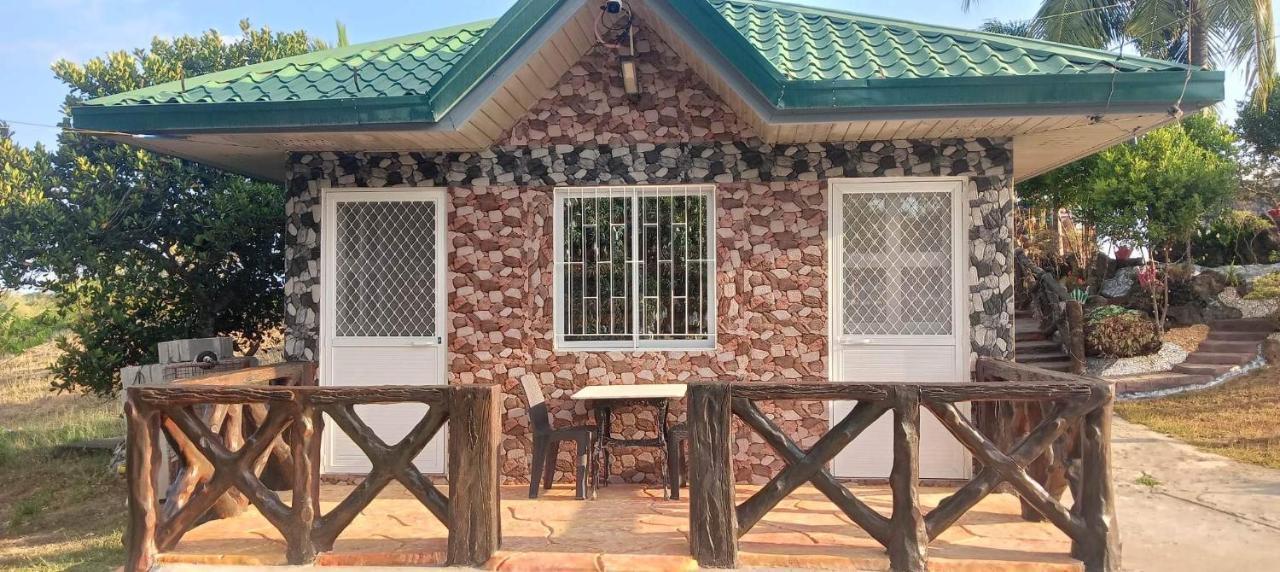 Michaels Homestay - Farm Villa Nr Patar Beach & Bolinao Falls Exterior photo