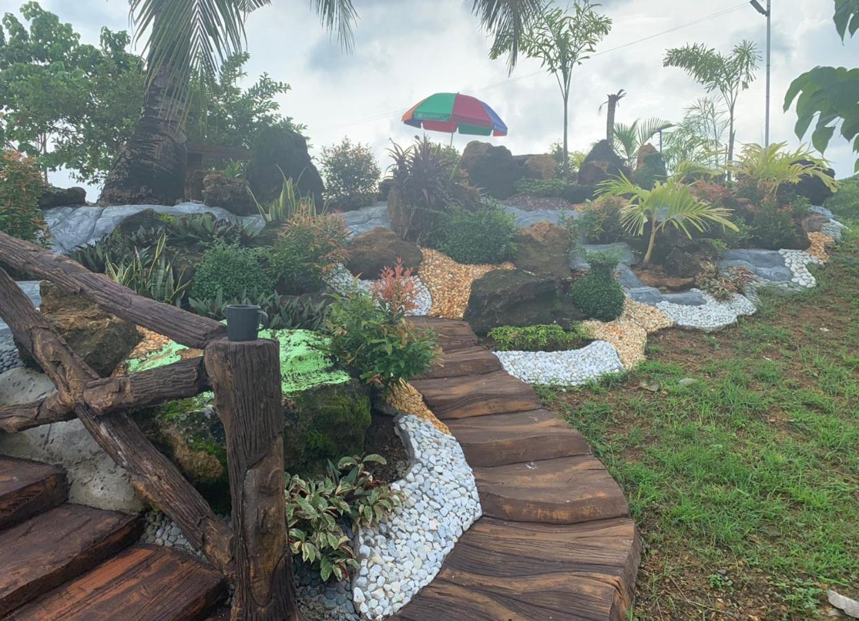 Michaels Homestay - Farm Villa Nr Patar Beach & Bolinao Falls Exterior photo